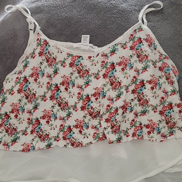 Top - Picture 3 of 5